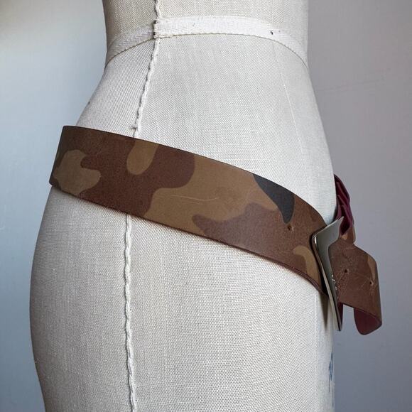 Vintage 2000s MALINI MURJANI Camo Triangle Buckle Leather Belt - Picture 8 of 11